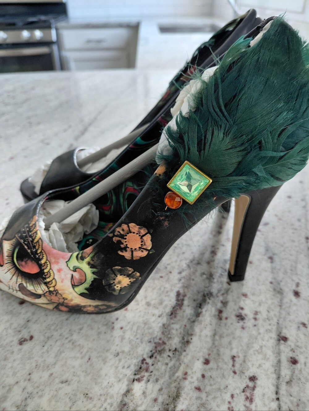 Iron Fist Vanity Fair Sugar Skull Feather Platform Heels Peep Toe Black Size 8 - Picture 12 of 16